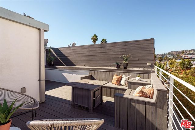 $955,000 | 1436 North Detroit Street, Unit 4, Los Angeles, CA 90046