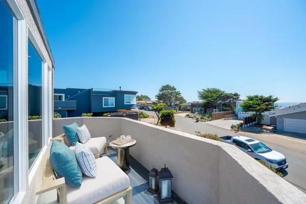 $1,490,000 | 1980 Sherwood Drive, Cambria, CA 93428
