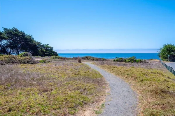 $1,490,000 | 1980 Sherwood Drive, Cambria, CA 93428