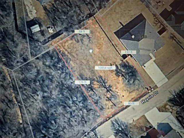 $24,900 | Lot 3-blk Haynie Drive, Runaway Bay, TX 76426