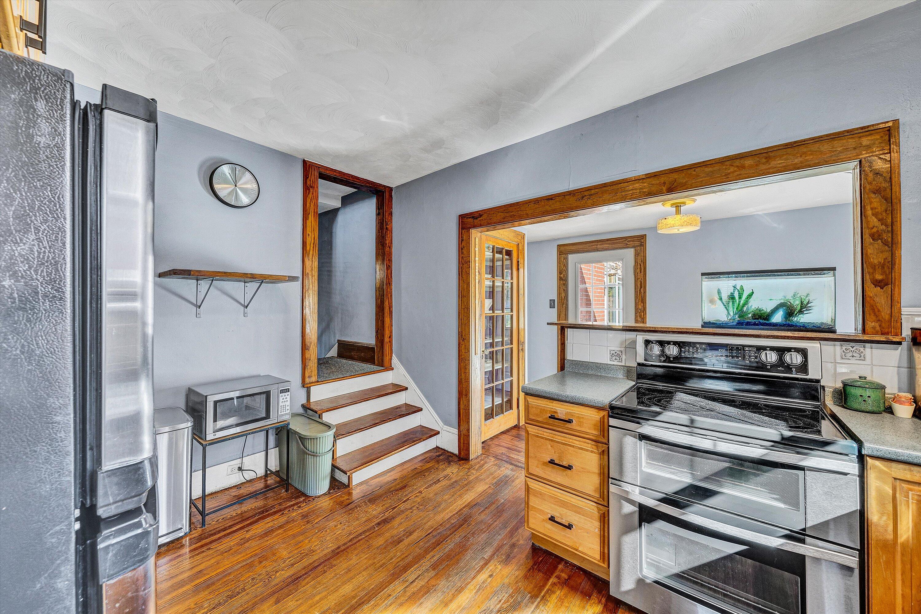 1013 Howbert Avenue Southwest Roanoke, VA 24015 - Photo 11 of 52 a view of living room with furniture and window