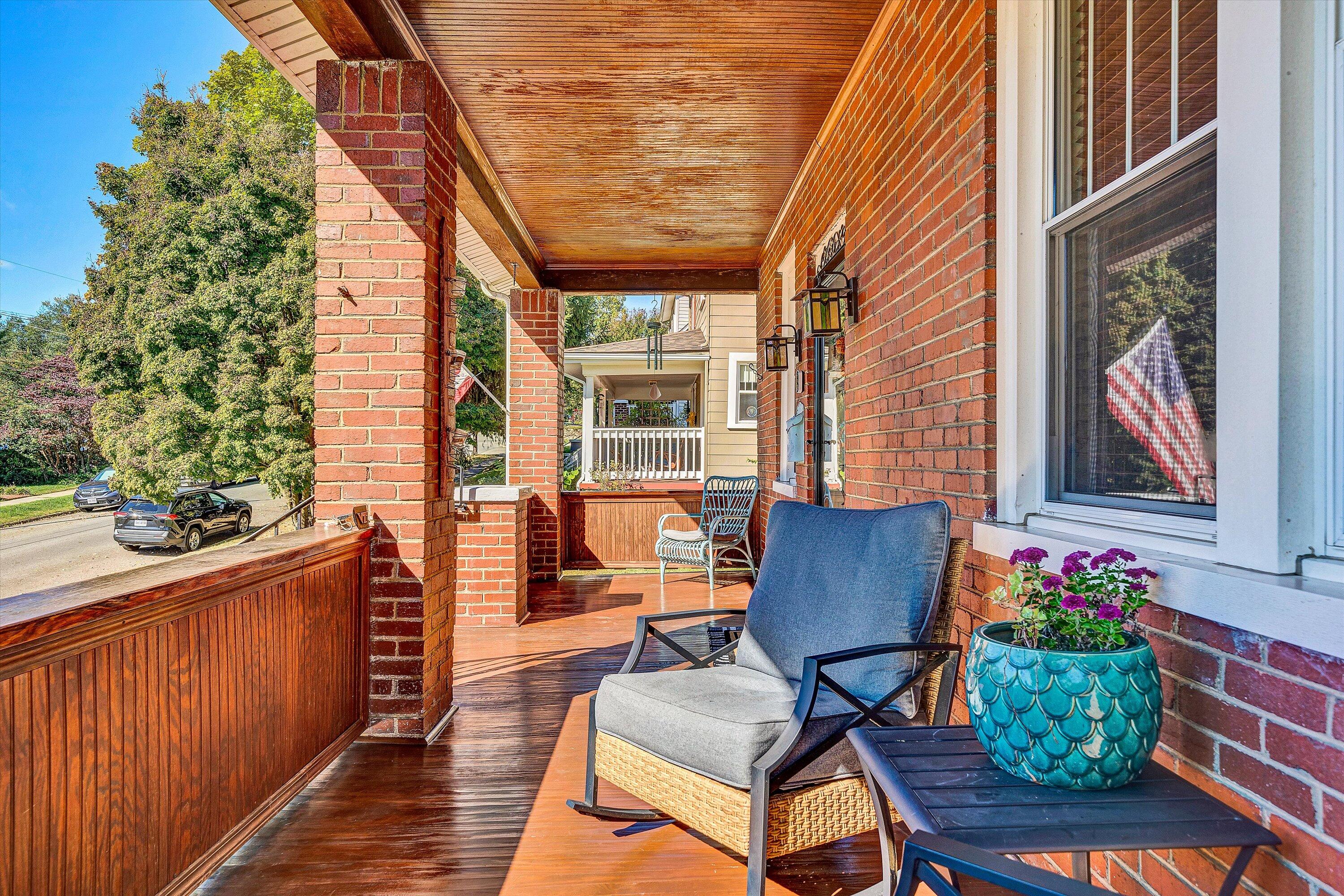 1013 Howbert Avenue Southwest Roanoke, VA 24015 - Photo 4 of 52 a outdoor space with furniture