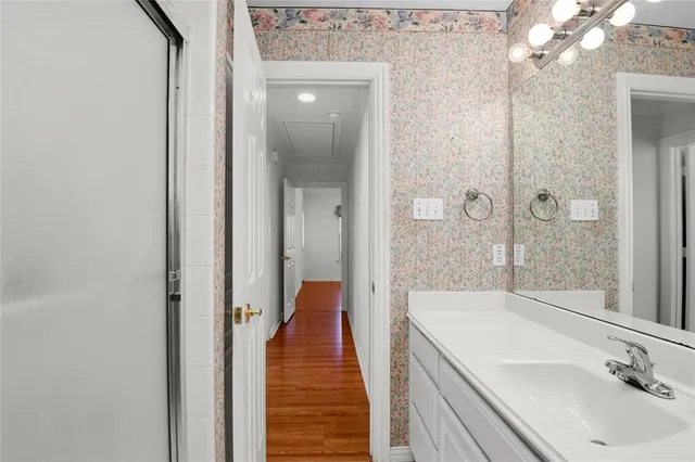 $325,000 | 208 Mimosa Lane, Lancaster, TX 75146