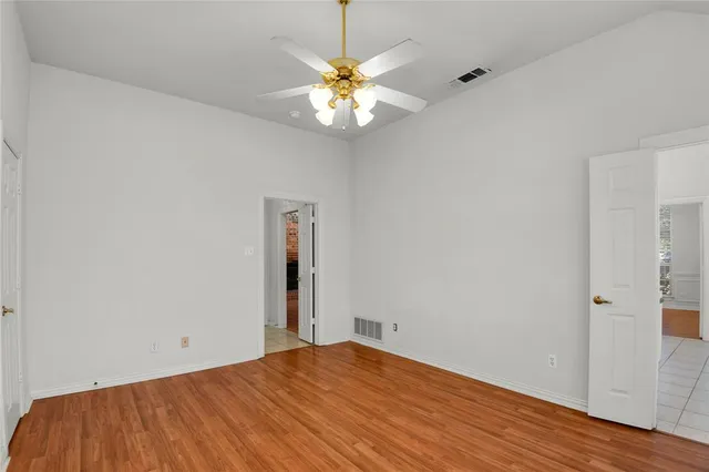 $325,000 | 208 Mimosa Lane, Lancaster, TX 75146