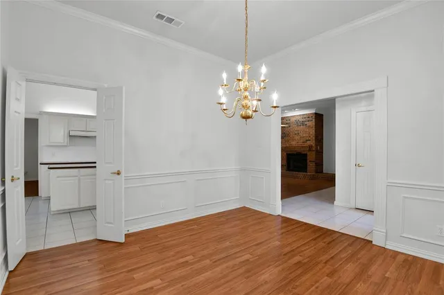 $325,000 | 208 Mimosa Lane, Lancaster, TX 75146