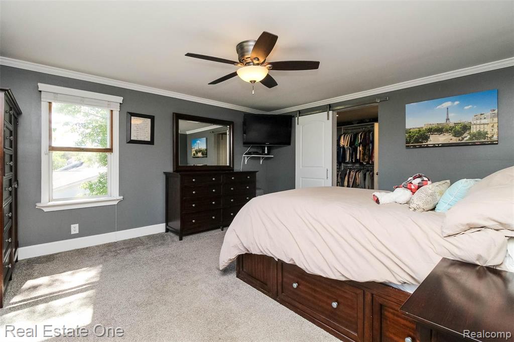 475 Grace Avenue Rochester Hills, MI 48307 - Photo 16 of 58