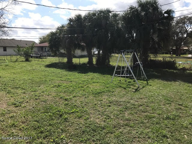 22 Butler Street Melbourne, FL 32901 - Photo 17 of 17 Backyard