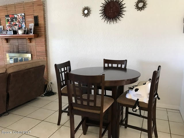 22 Butler Street Melbourne, FL 32901 - Photo 8 of 17 Dining area
