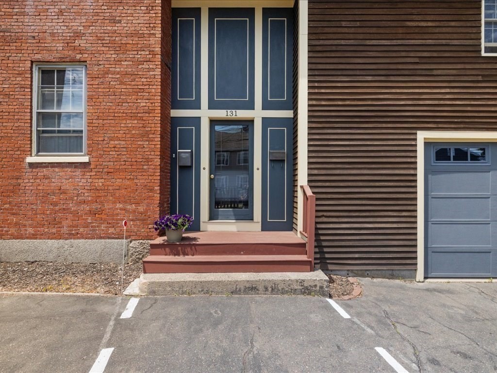 166 High Street Danvers, MA 01923 - Photo 5 of 42