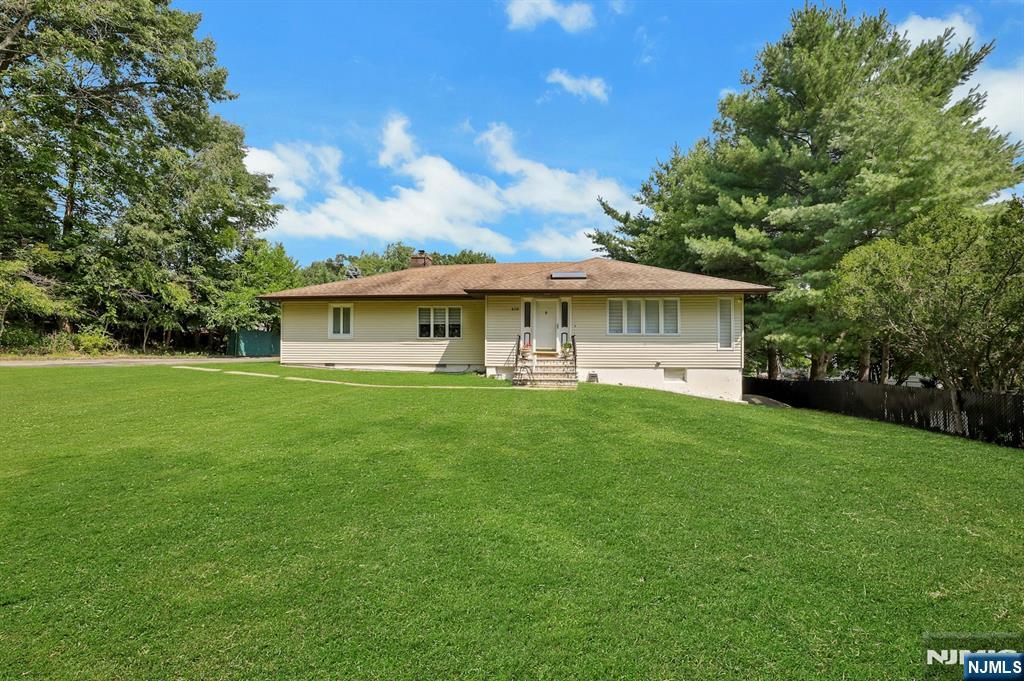 419 Ratzer Road Wayne, NJ 07470 - Photo 13 of 29
