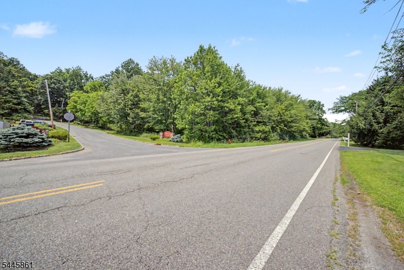 242 West Mountain Road Sparta, NJ 07871 - Photo 17 of 21 Gallery Image 17