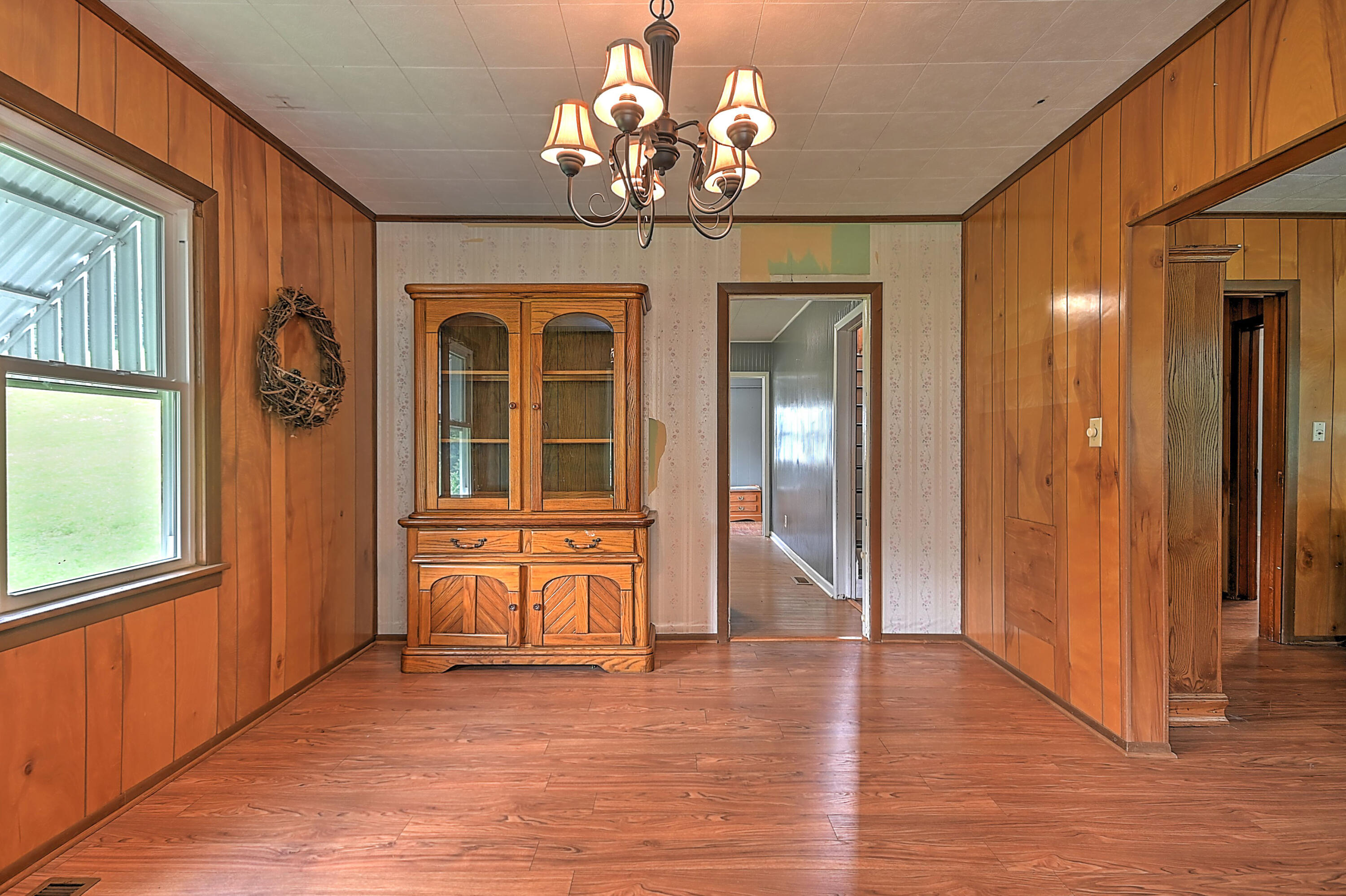 1918 Little Valley Road Gate City, VA 24251 - Photo 11 of 63 Dining 3