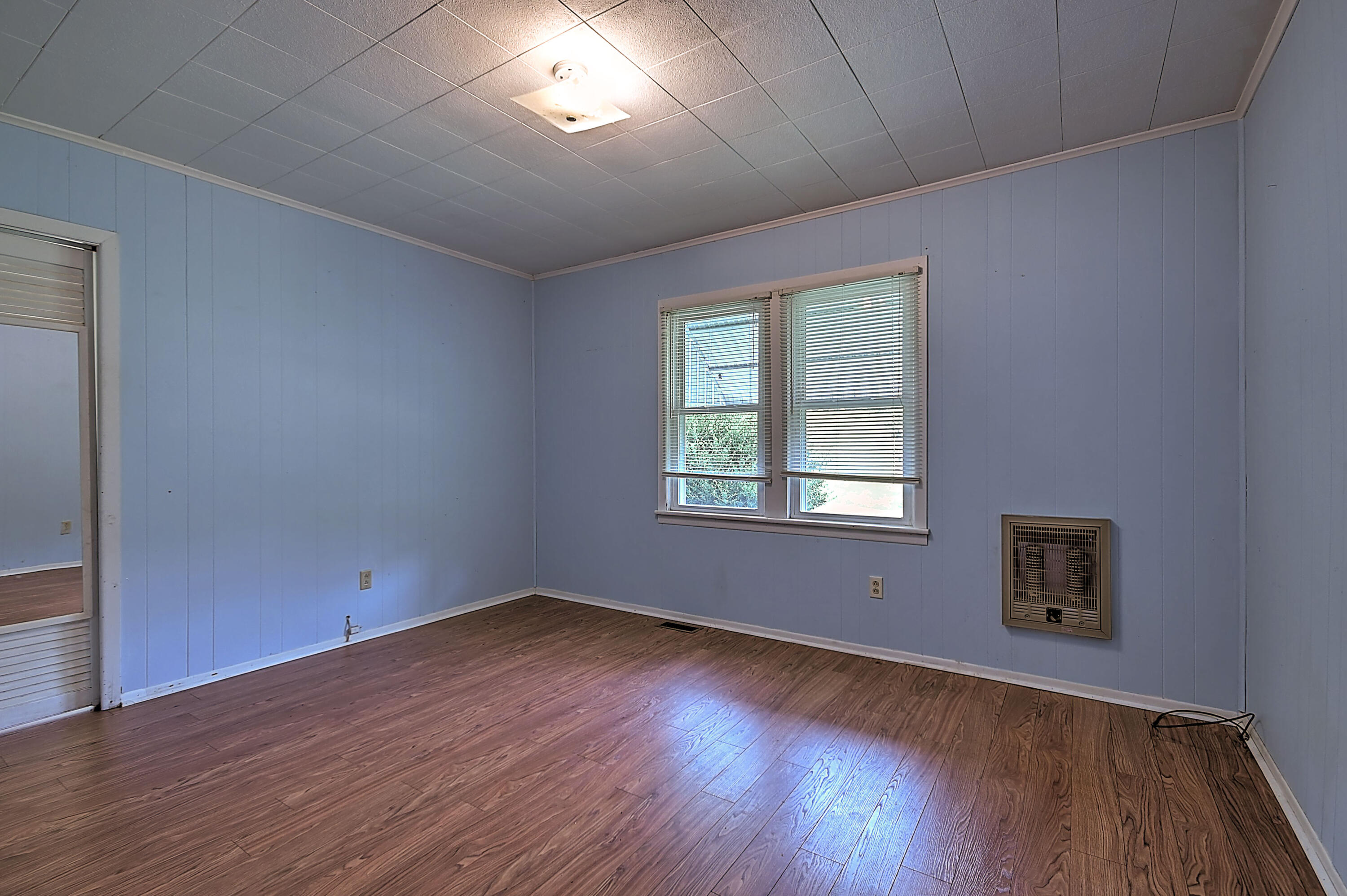 1918 Little Valley Road Gate City, VA 24251 - Photo 18 of 63 Bedroom 1