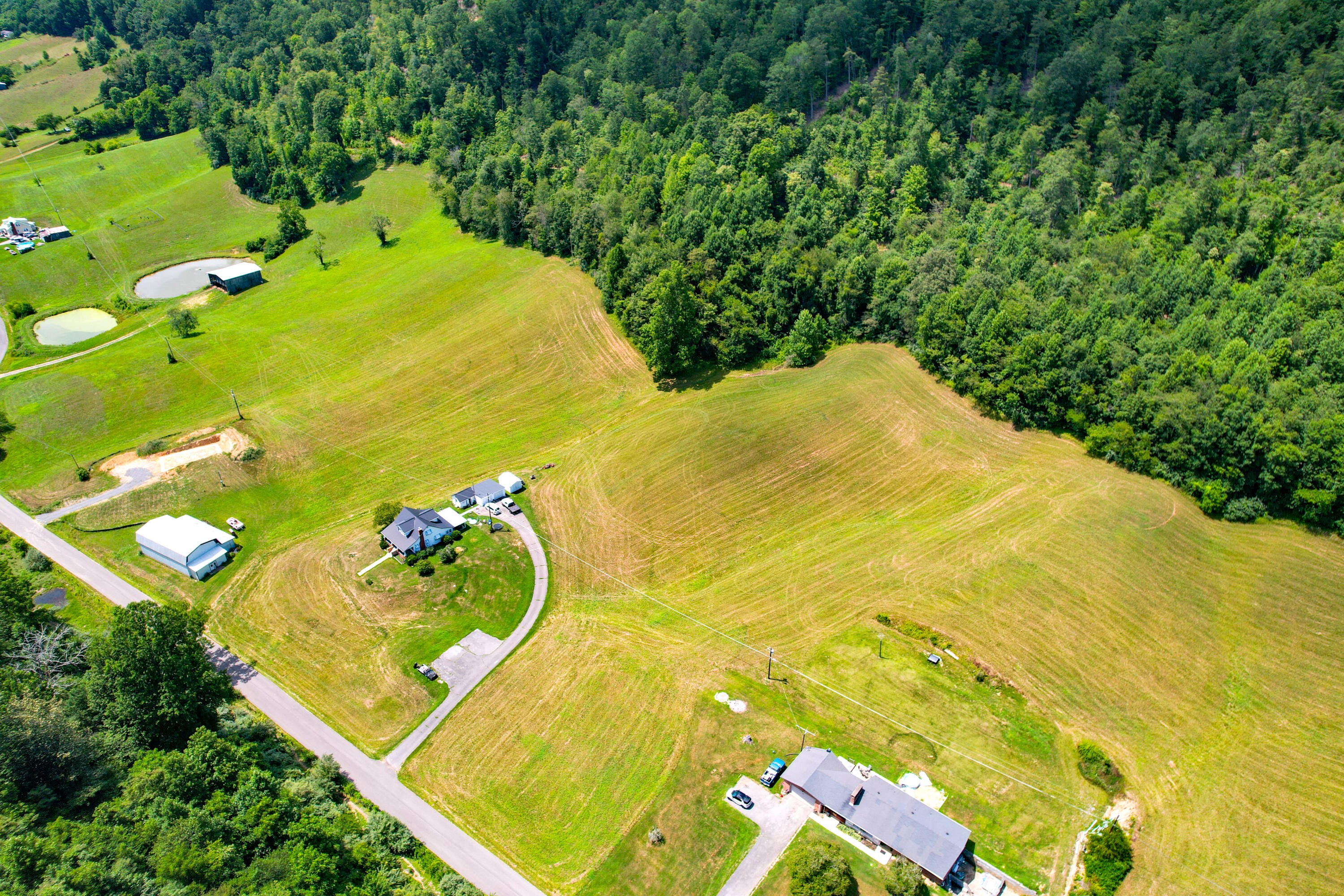 1918 Little Valley Road Gate City, VA 24251 - Photo 44 of 63 Drone-3