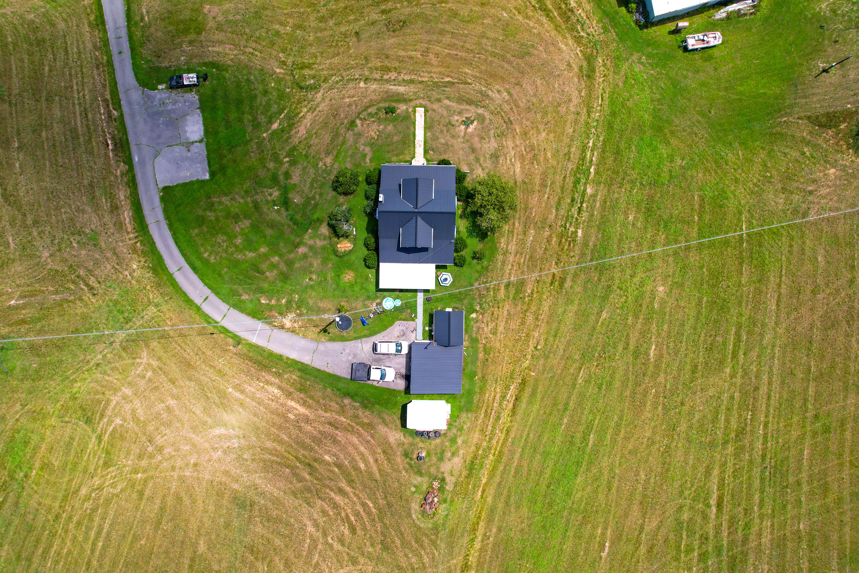 1918 Little Valley Road Gate City, VA 24251 - Photo 56 of 63 Drone-10