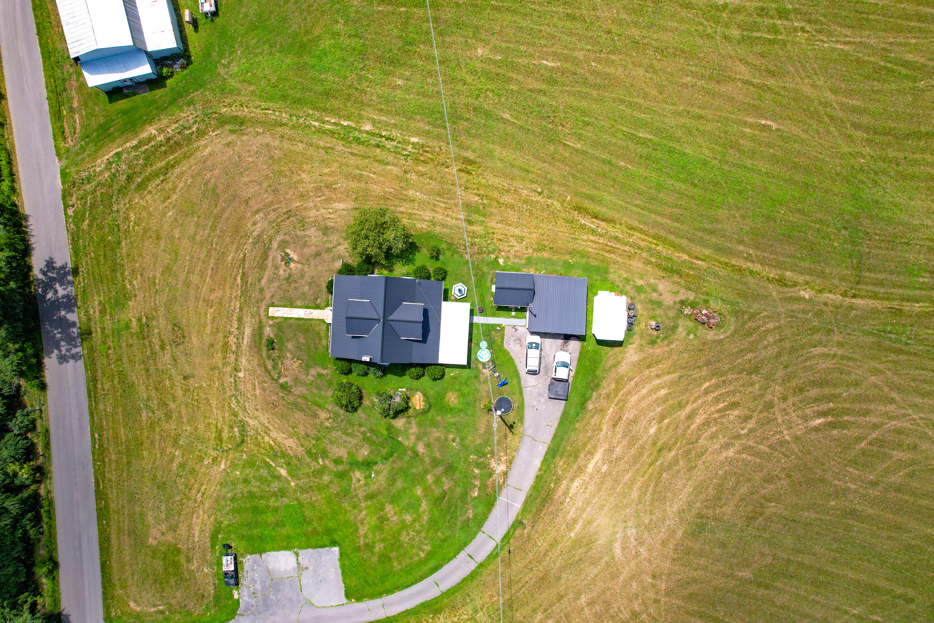 1918 Little Valley Road Gate City, VA 24251 - Photo 57 of 63 Drone-11