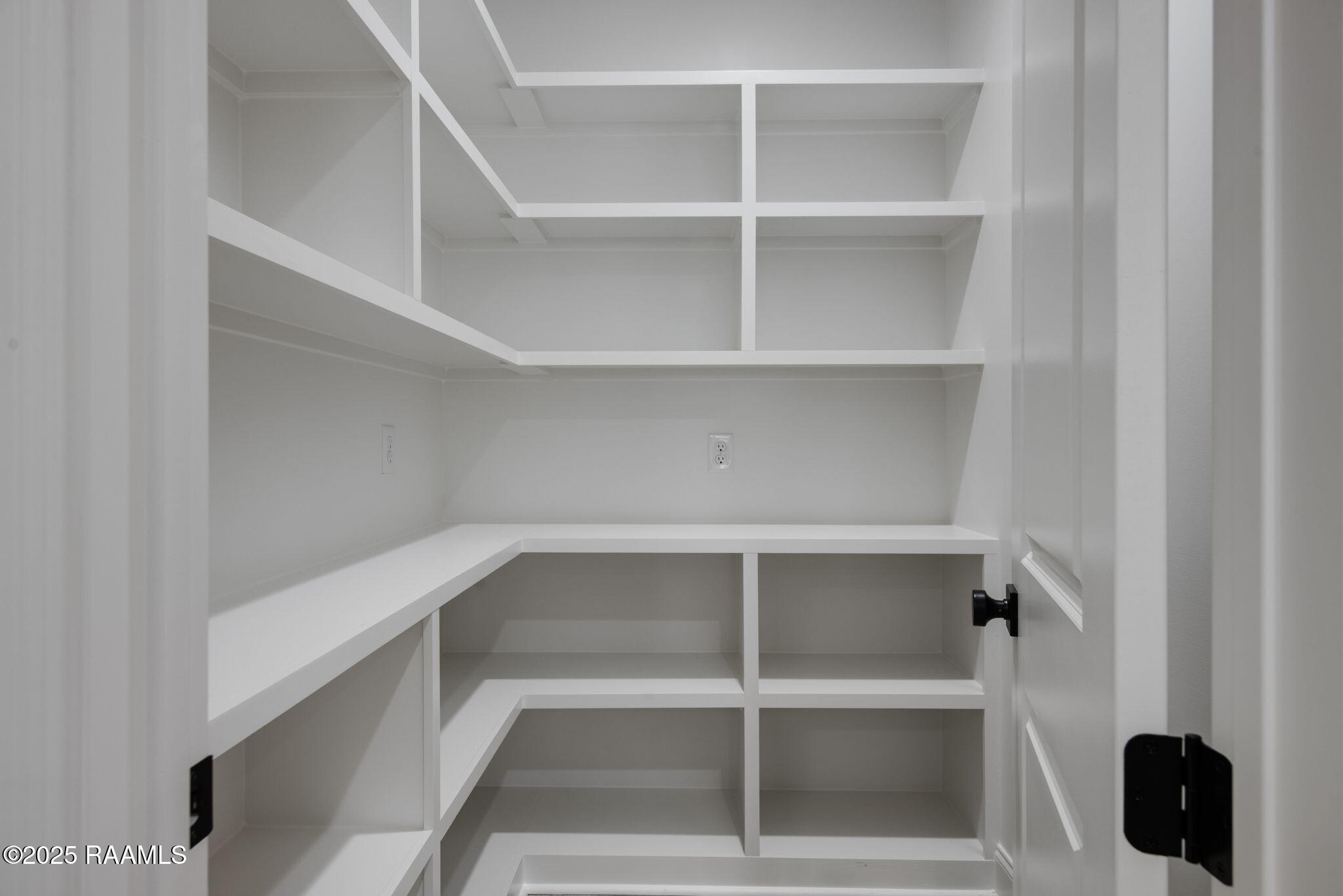 303 Decatur Lane Lafayette, LA 70503 - Photo 15 of 28 16-web-or-mls-303 Decatur Ln-14