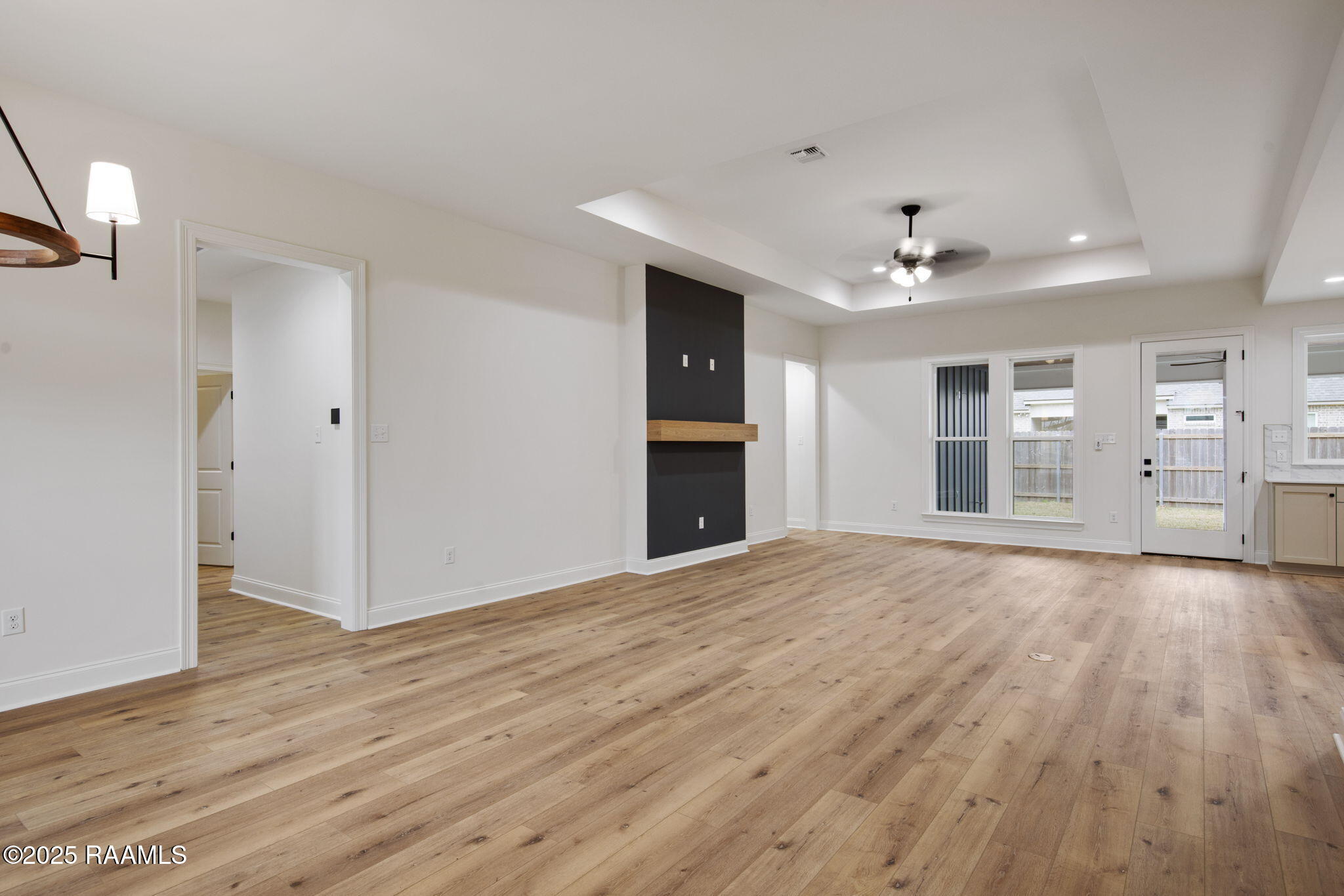 303 Decatur Lane Lafayette, LA 70503 - Photo 16 of 28 5-web-or-mls-303 Decatur Ln-3