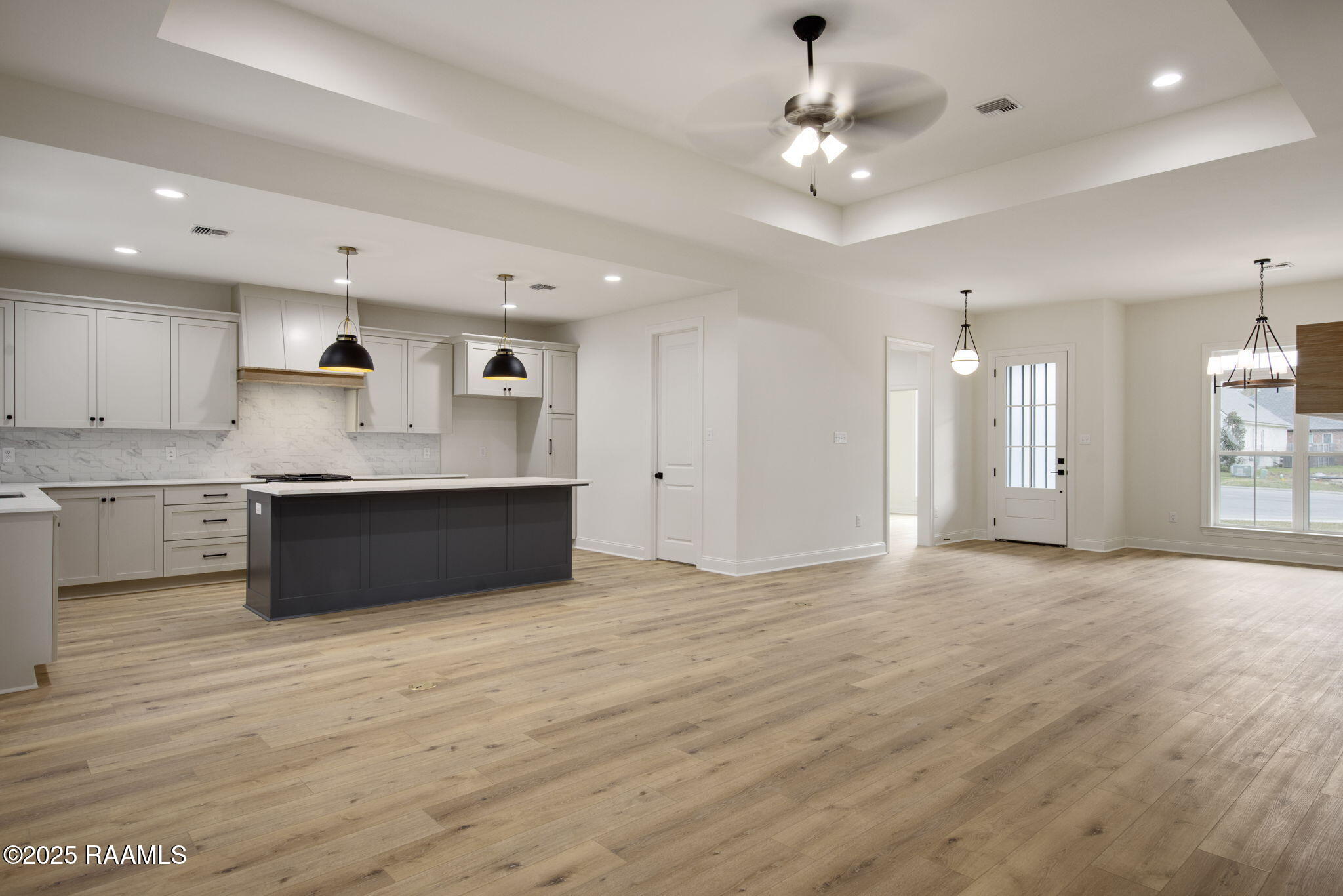 303 Decatur Lane Lafayette, LA 70503 - Photo 8 of 28 17-web-or-mls-303 Decatur Ln-15