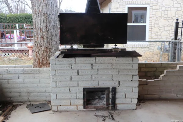 $1,625 | 838 Utopia Lane, San Antonio, TX 78223