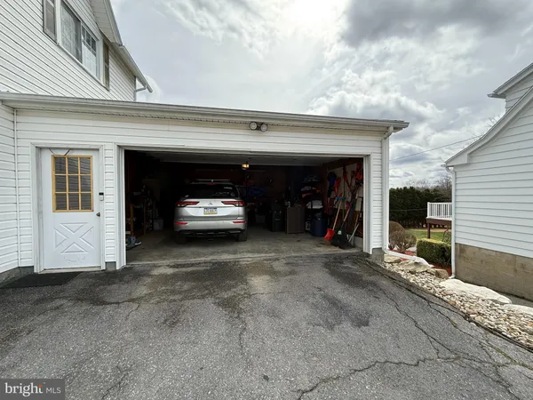 a view of a car garage
