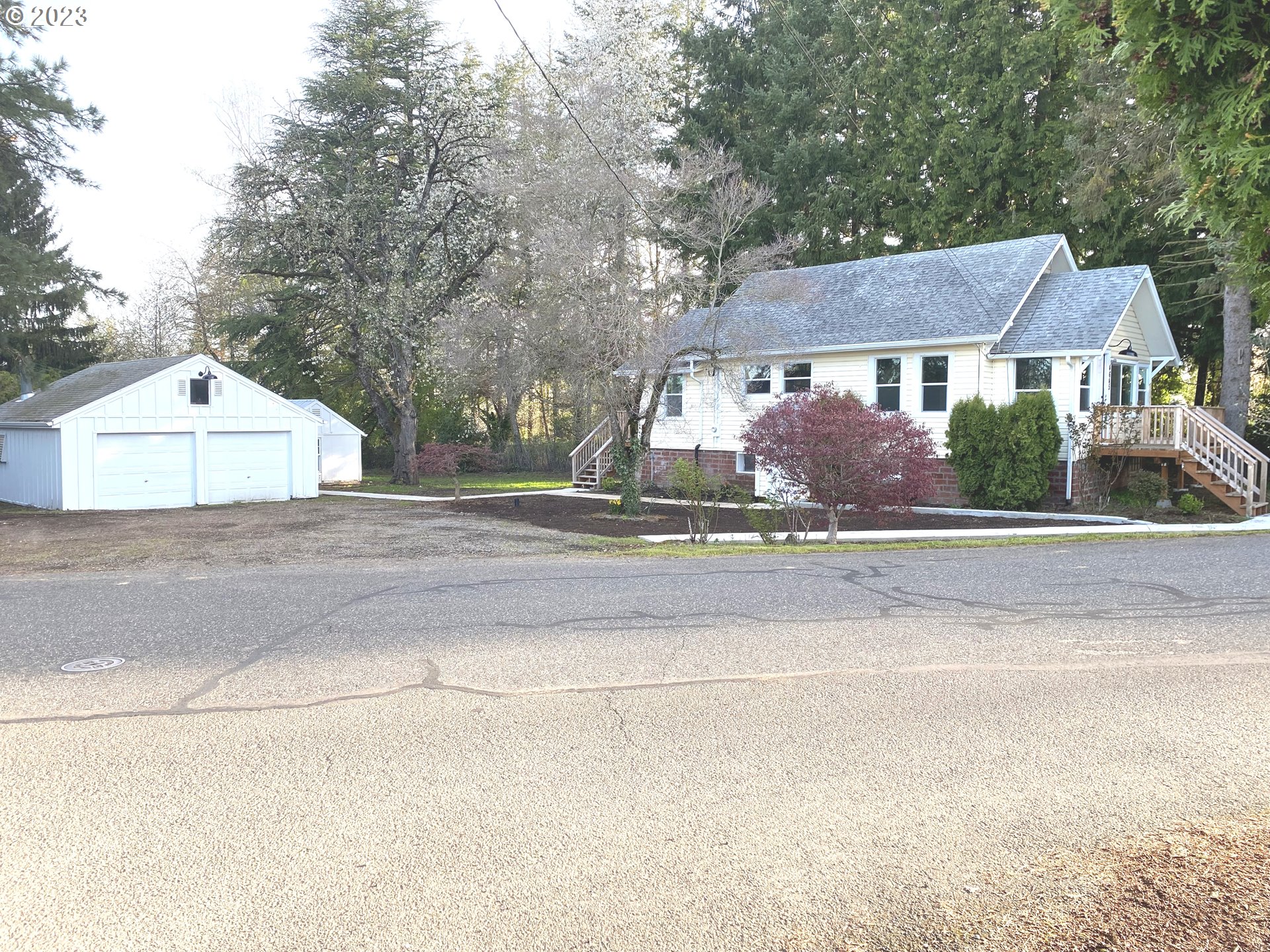 4645 Southeast Welch Road Gresham, OR 97080 - Photo 1 of 8 Gallery Image 1