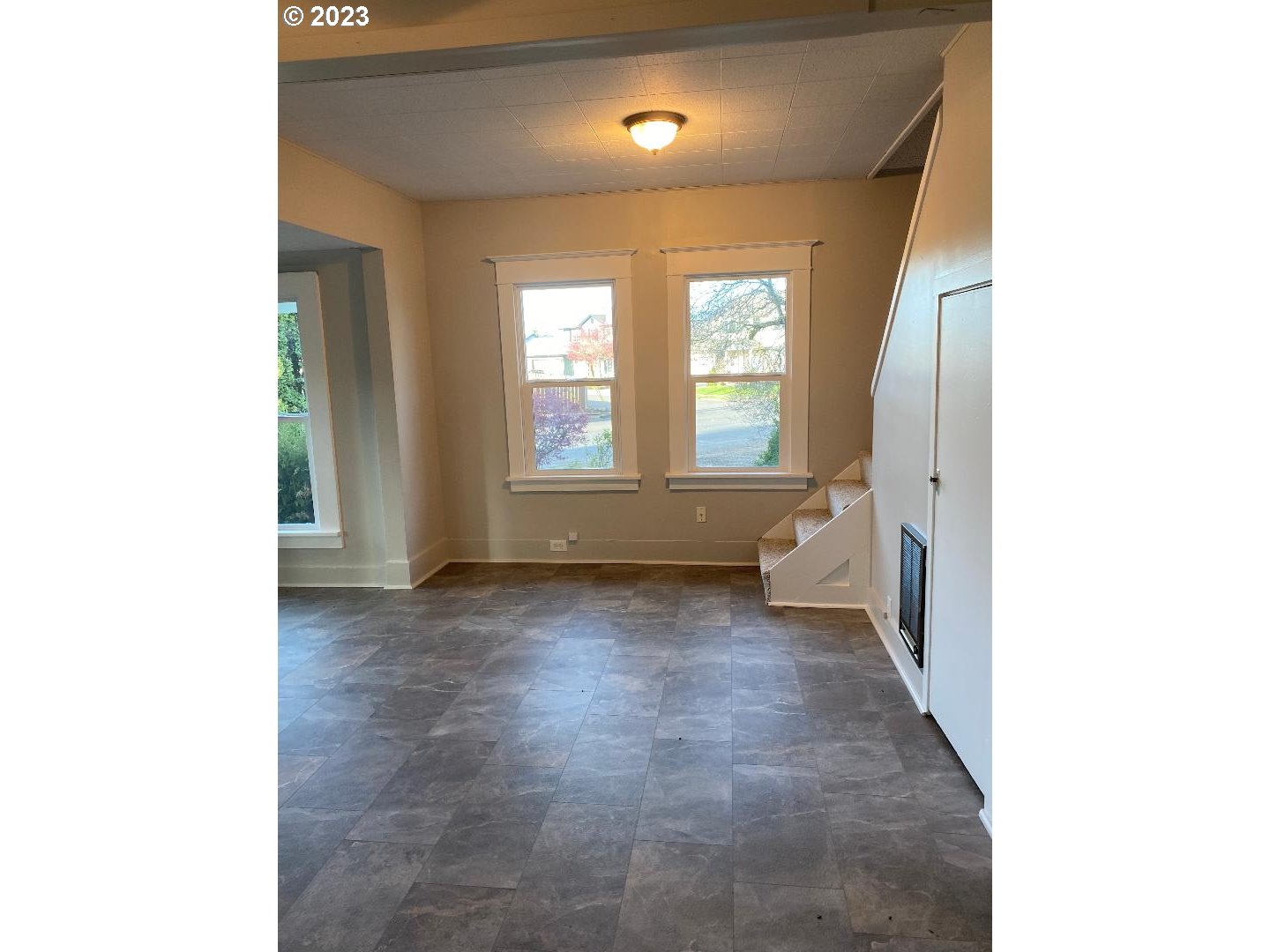4645 Southeast Welch Road Gresham, OR 97080 - Photo 8 of 8 Gallery Image 8