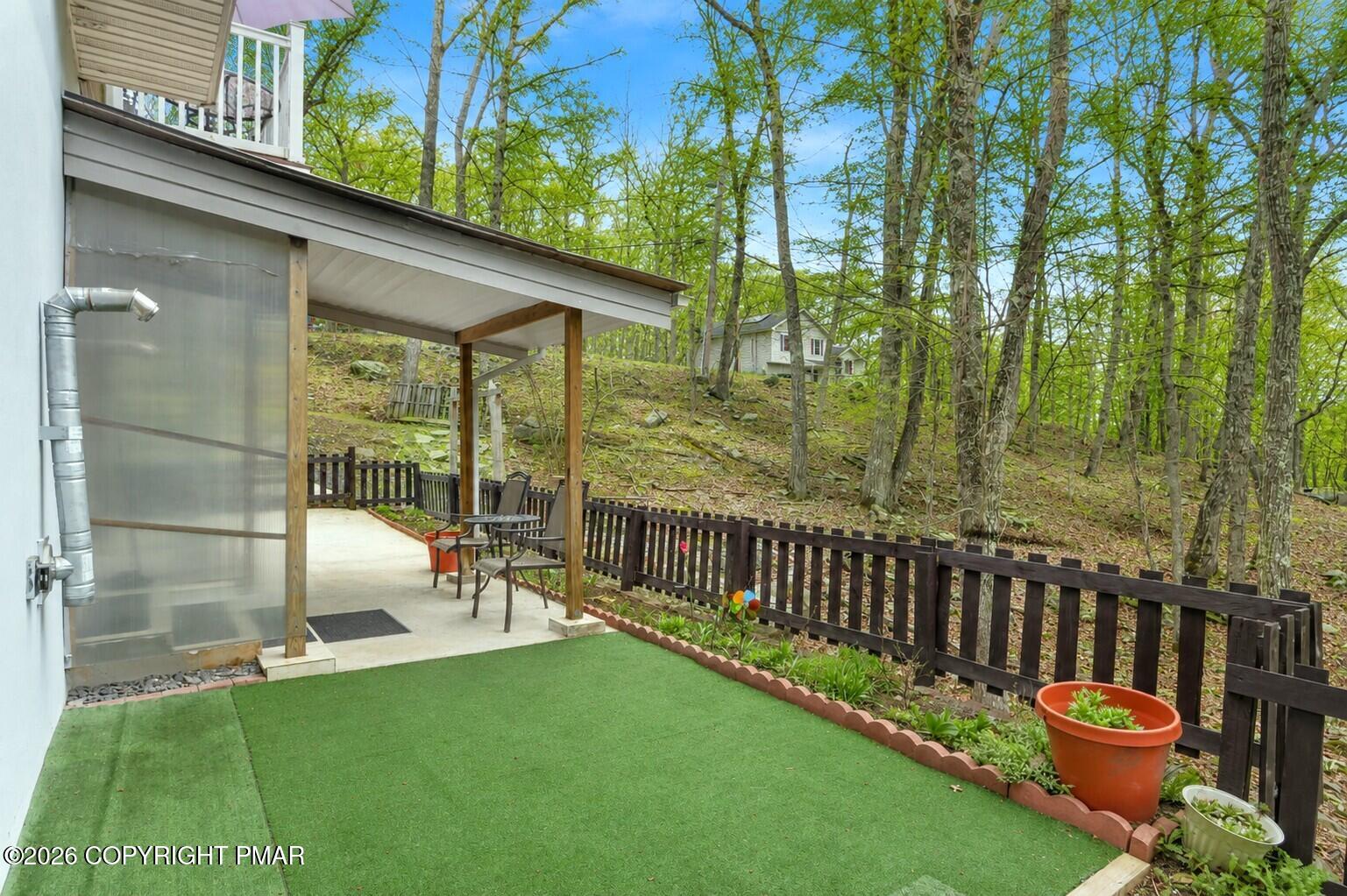 1007 Hampstead Road Bushkill, PA 18324 - Photo 42 of 68 095A9743 edit summer