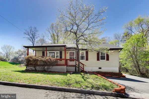 $319,950 | 11832 Arrowhead Trail, Lusby, MD 20657