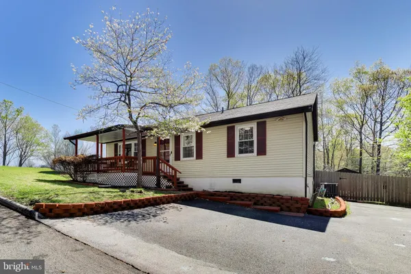 $319,950 | 11832 Arrowhead Trail, Lusby, MD 20657