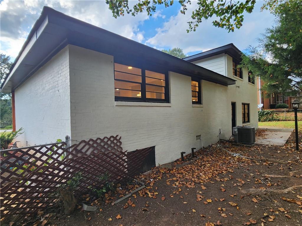 2310 Titan Ridge Drive Decatur, GA 30035 - Photo 4 of 33