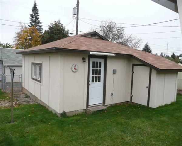627 Villard Street Cheney, WA 99004 - Photo 3 of 9 Gallery Image 3