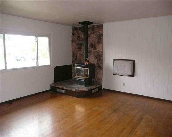 627 Villard Street Cheney, WA 99004 - Photo 6 of 9 Gallery Image 6