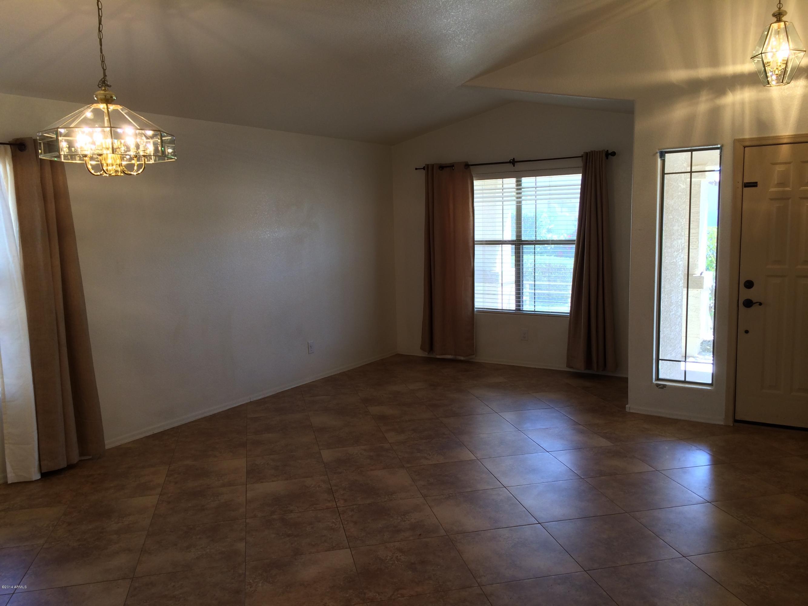 456 South Coronado Road Gilbert, AZ 85296 - Photo 7 of 51 iphone photos April 2014 008