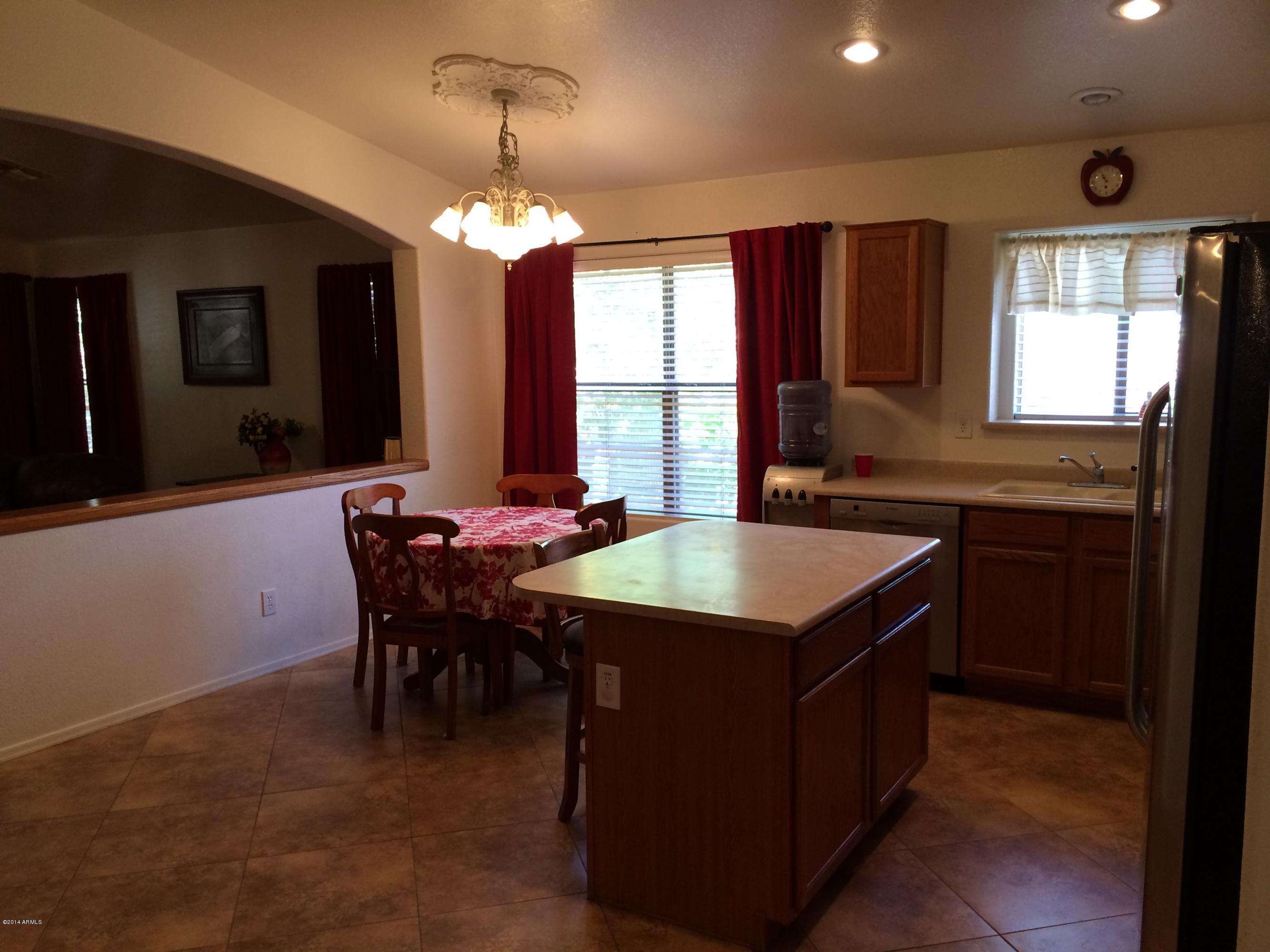 456 South Coronado Road Gilbert, AZ 85296 - Photo 9 of 51 iphone photos April 2014 010