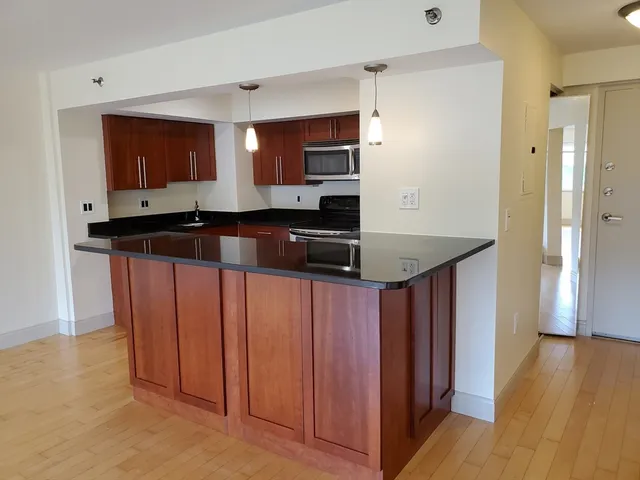 $3,800 | 1600 Beacon Street, Unit 806, Brookline, MA 02446