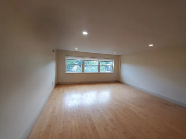 $3,800 | 1600 Beacon Street, Unit 806, Brookline, MA 02446