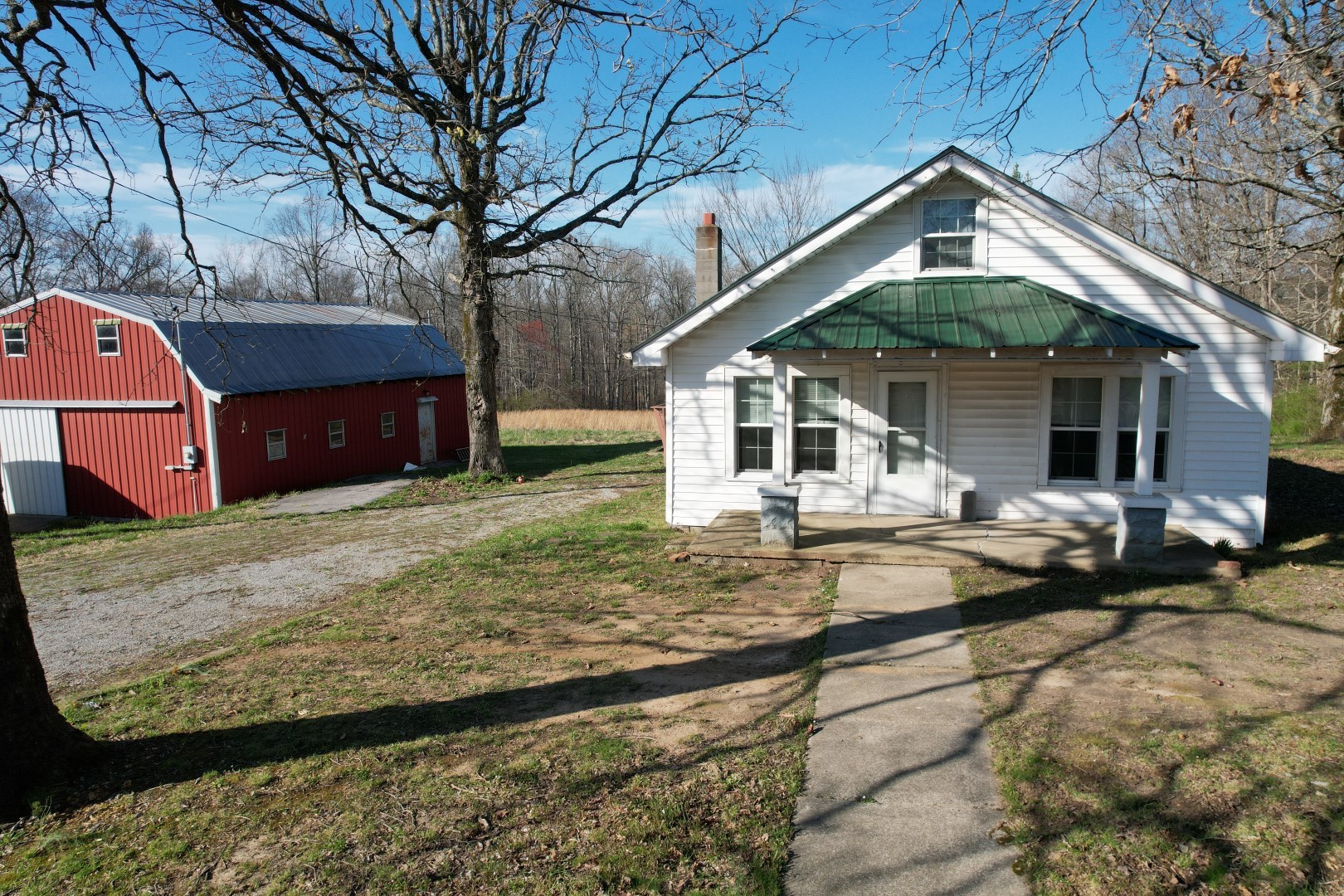 828 Pond Road Dickson, TN 37055 - Photo 4 of 29 Gallery Image 4