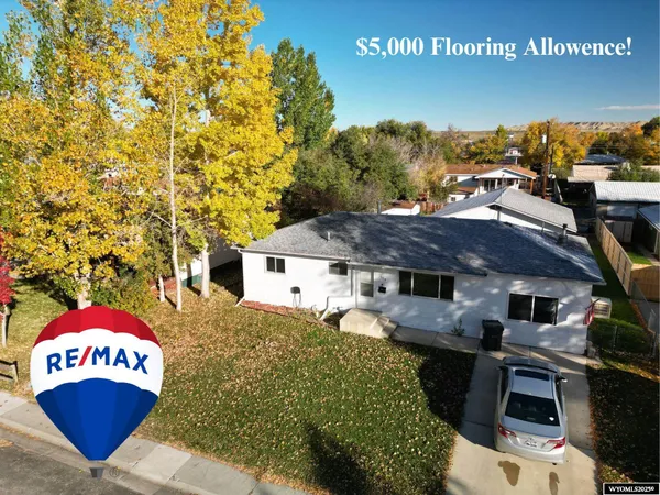 $345,000 | 960 Dabich Avenue, Lander, WY 82520