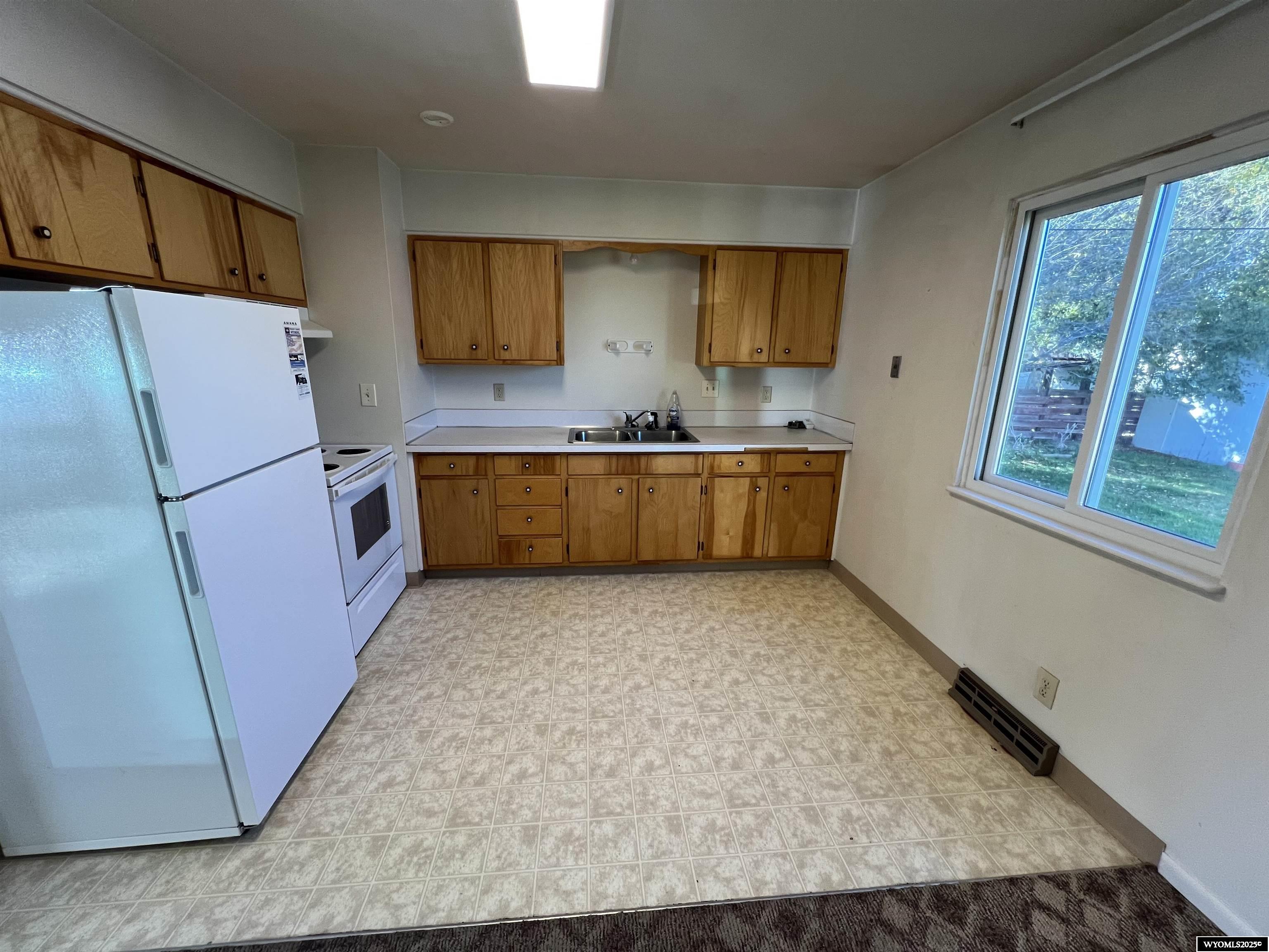 960 Dabich Avenue Lander, WY 82520 - Photo 11 of 50