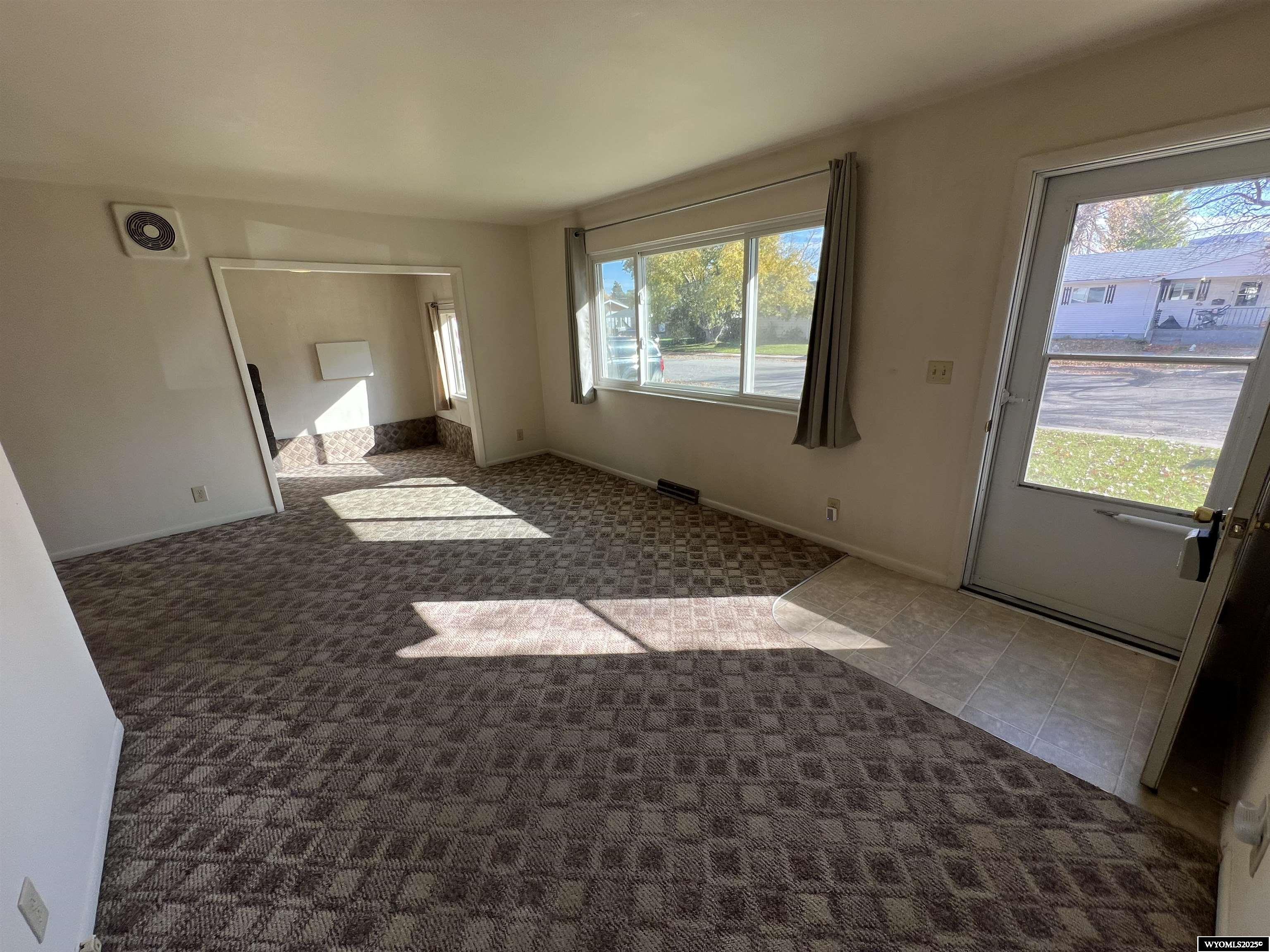 960 Dabich Avenue Lander, WY 82520 - Photo 15 of 50