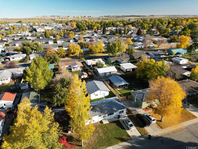 $345,000 | 960 Dabich Avenue, Lander, WY 82520