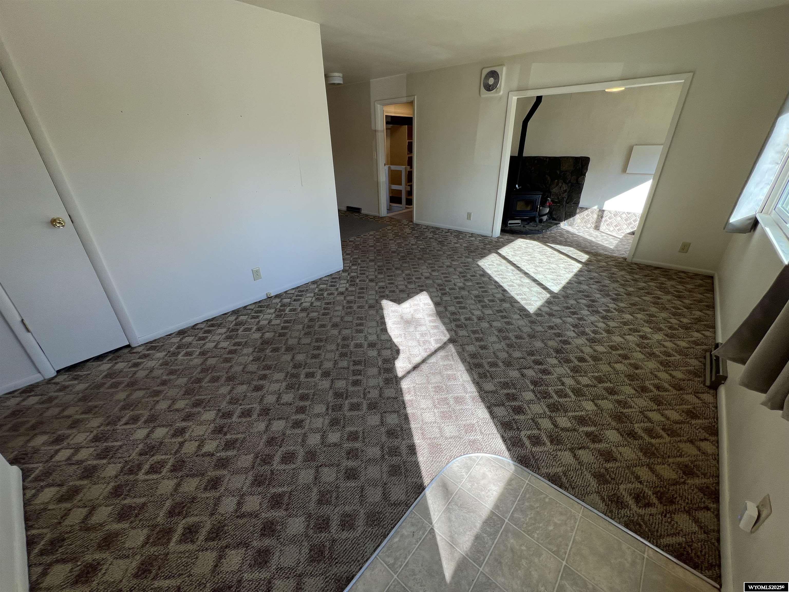 960 Dabich Avenue Lander, WY 82520 - Photo 5 of 50