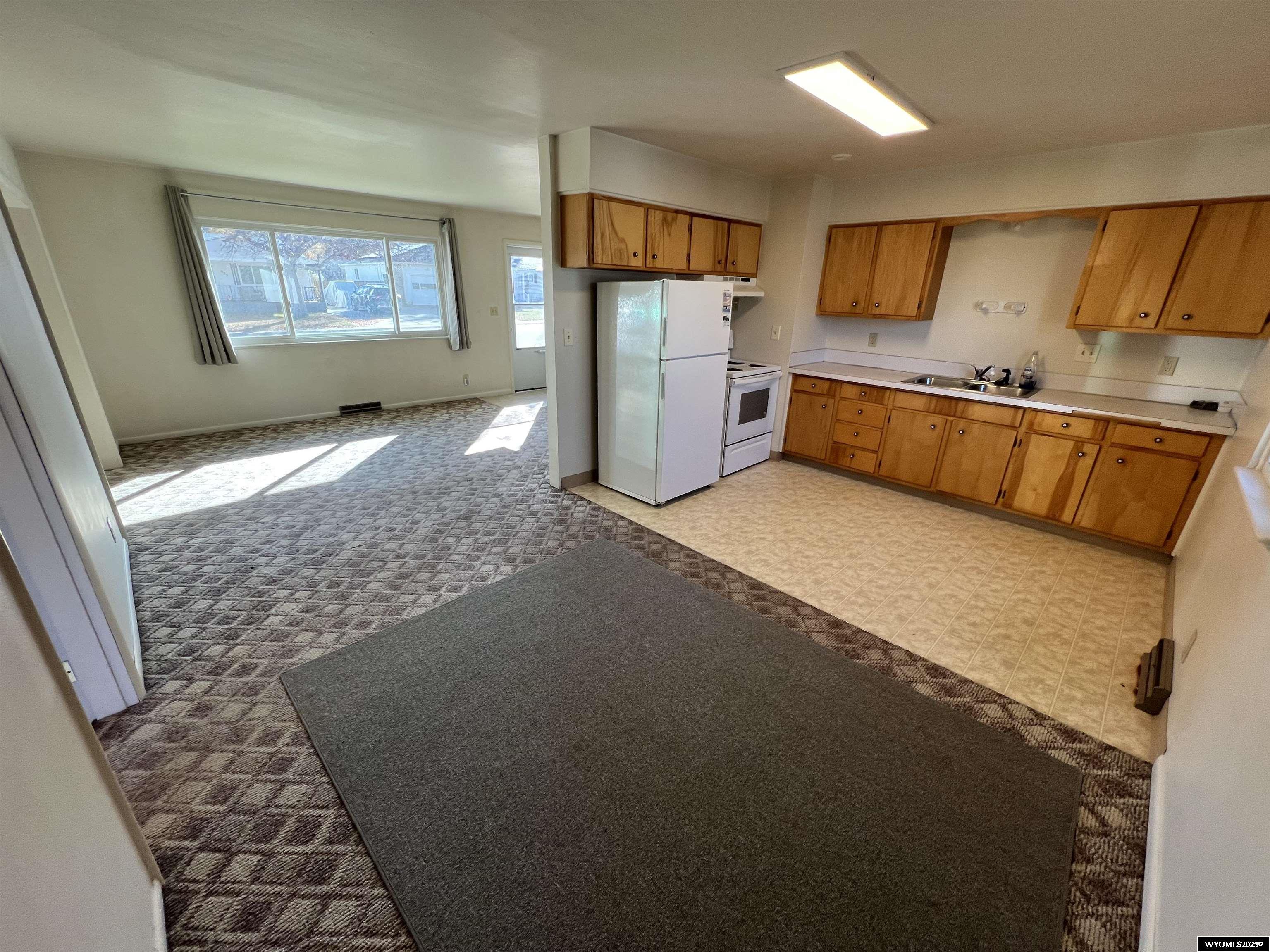 960 Dabich Avenue Lander, WY 82520 - Photo 9 of 50