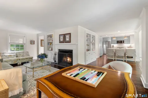 $1,595,000 | 493 Valley Road, New Canaan, CT 06840