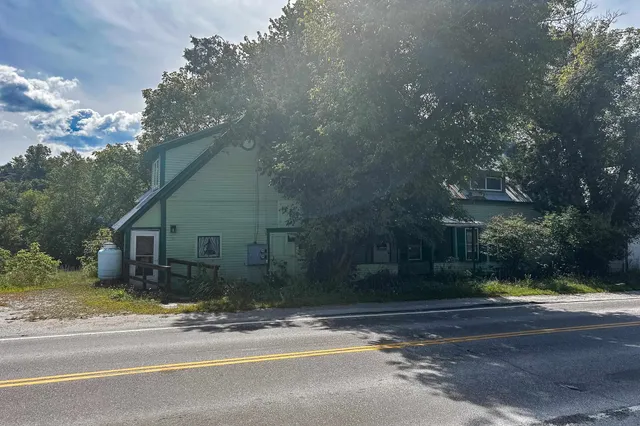 $150,000 | 170 School Street, Plainfield, VT 05667