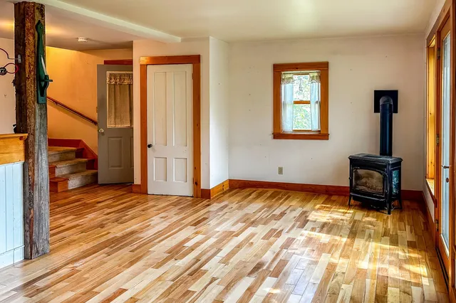 $150,000 | 170 School Street, Plainfield, VT 05667