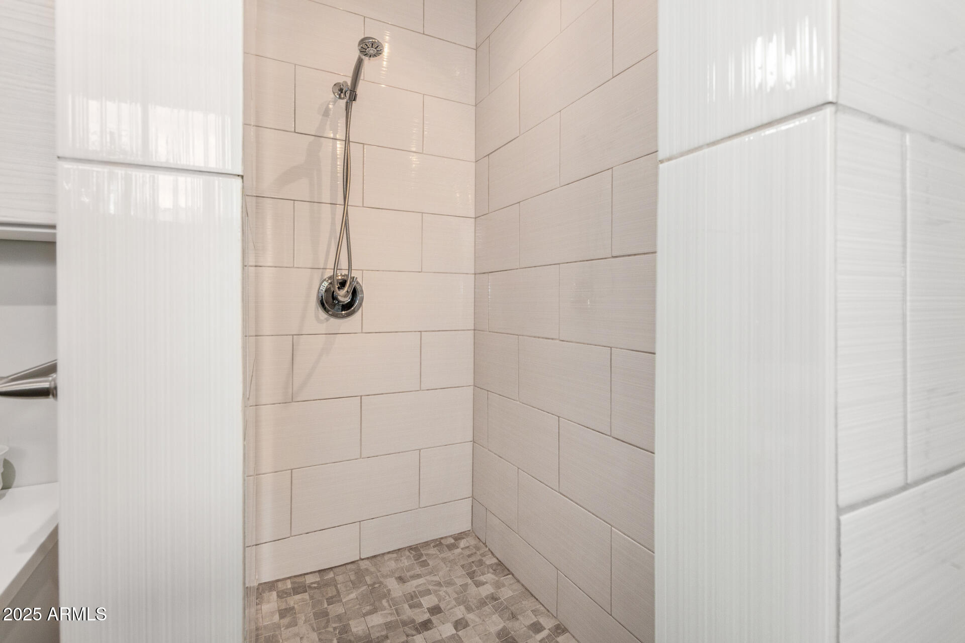 6700 East Thomas Road, Unit 71 Scottsdale, AZ 85251 - Photo 25 of 45 a bathroom with a shower
