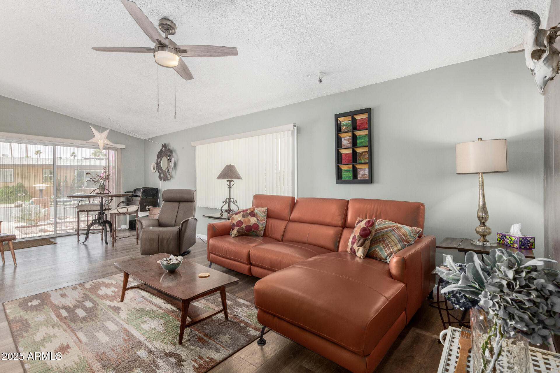 6700 East Thomas Road, Unit 71 Scottsdale, AZ 85251 - Photo 3 of 45 a living room with furniture