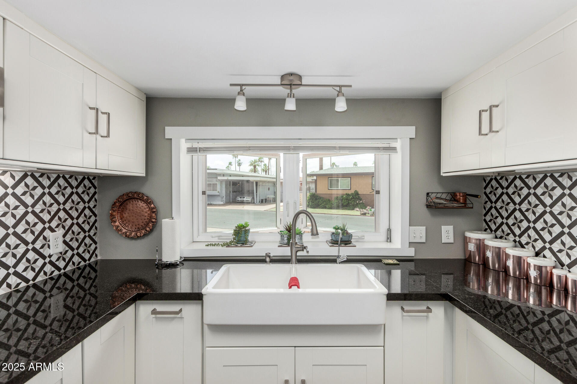 6700 East Thomas Road, Unit 71 Scottsdale, AZ 85251 - Photo 9 of 45 18 - Thomas